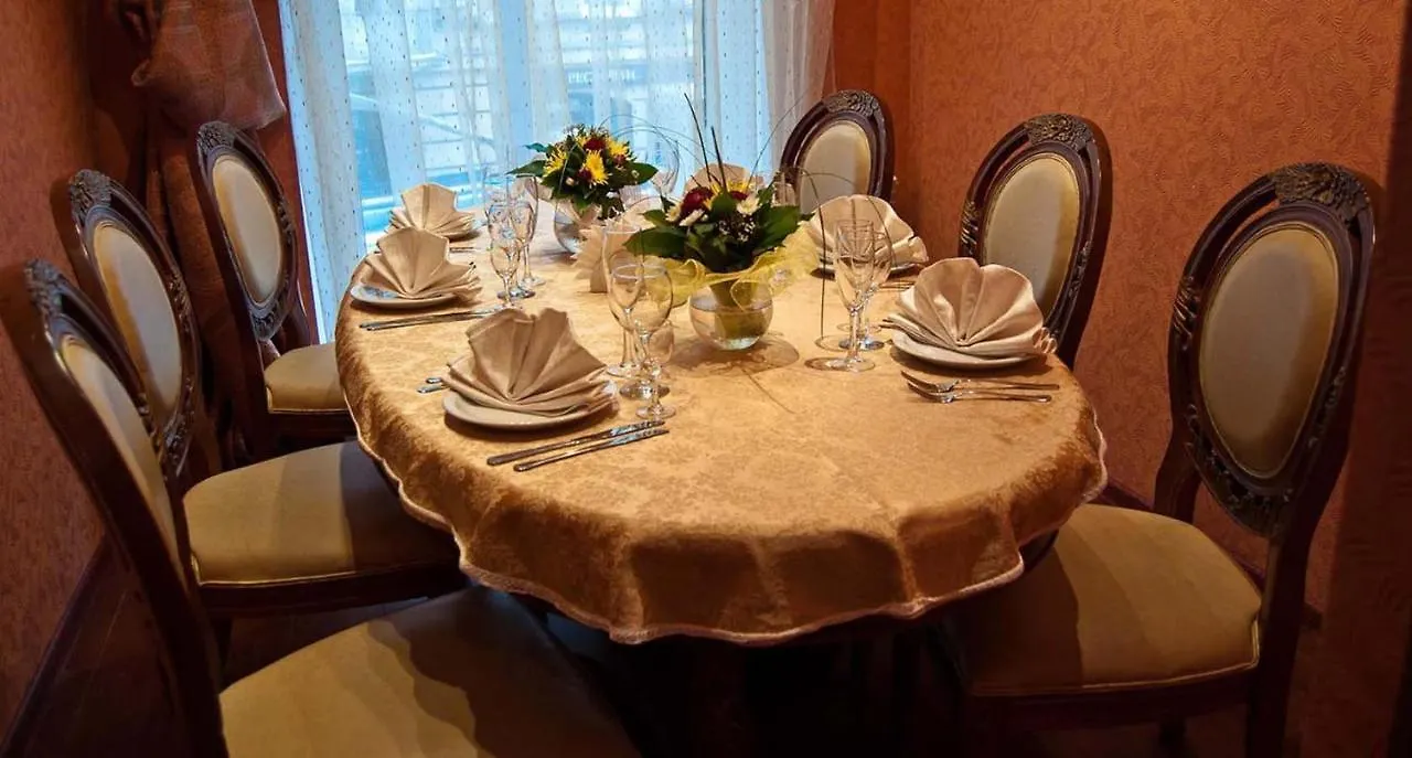 Kozatskiy Hotel Kijev